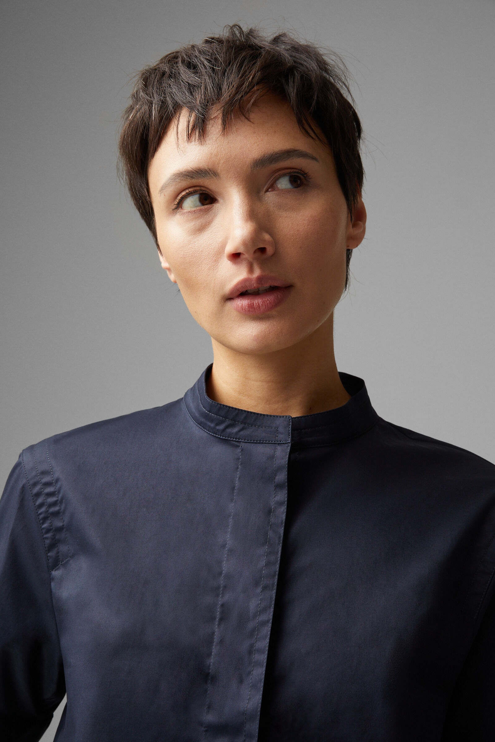 Alex Blouse in Navy blue - 4