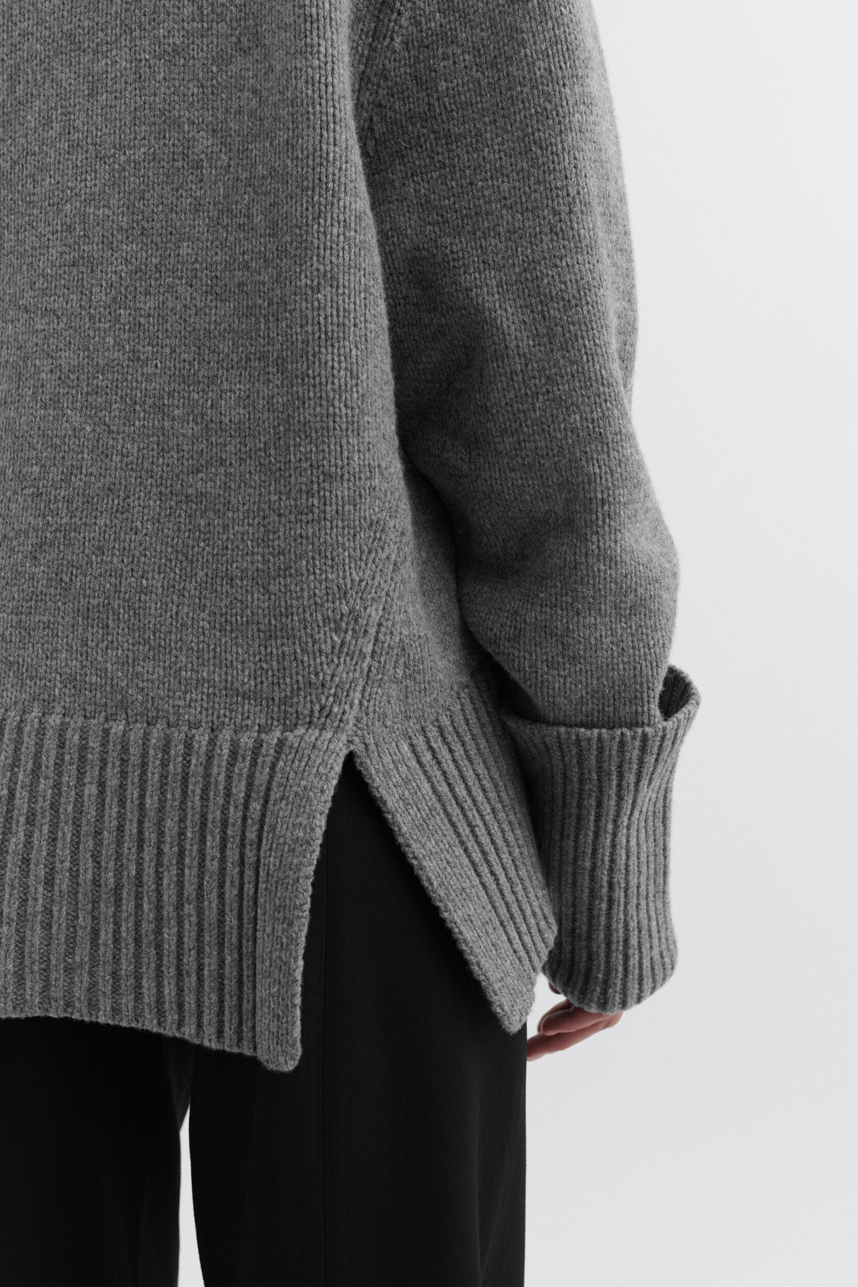 Axel Arigato Remain Turtleneck Sweater REVERSIBLE