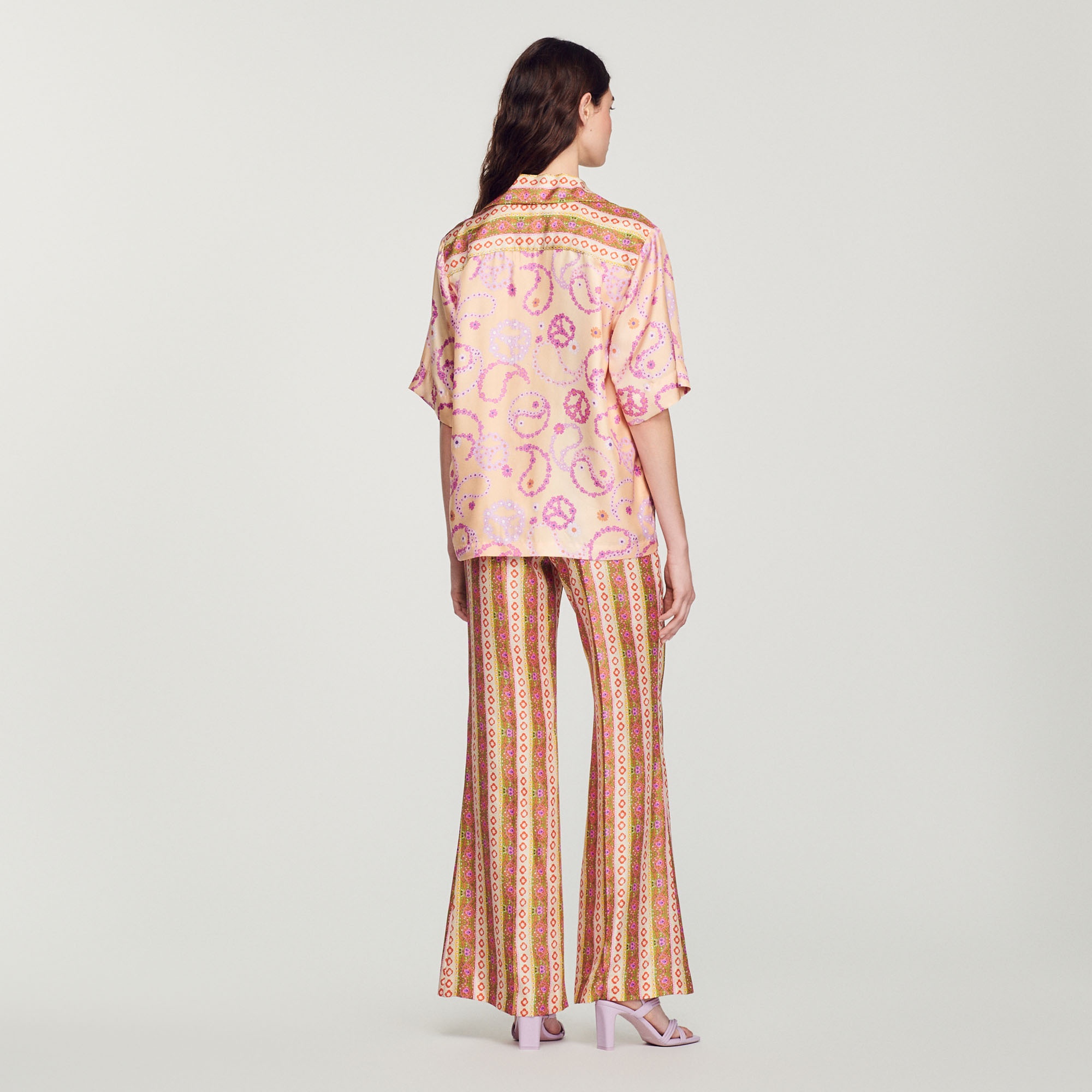 Flowing shirt with Peace & Love print - 6
