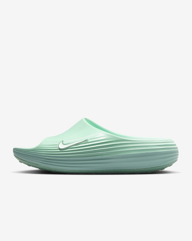Nike Nike ReactX Rejuven8 Women's Slides outlook