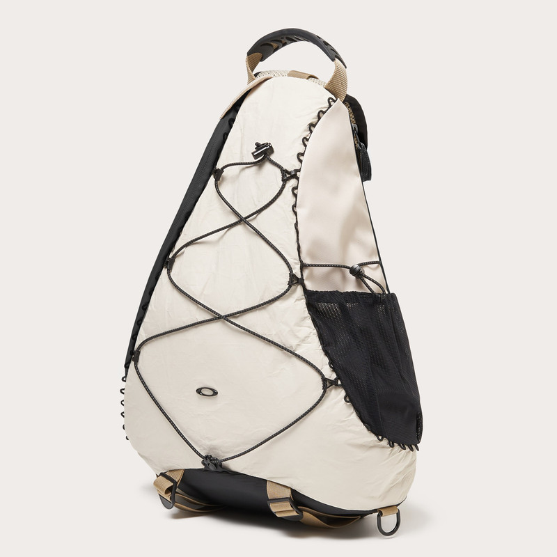 Latitude Sling Pack 4