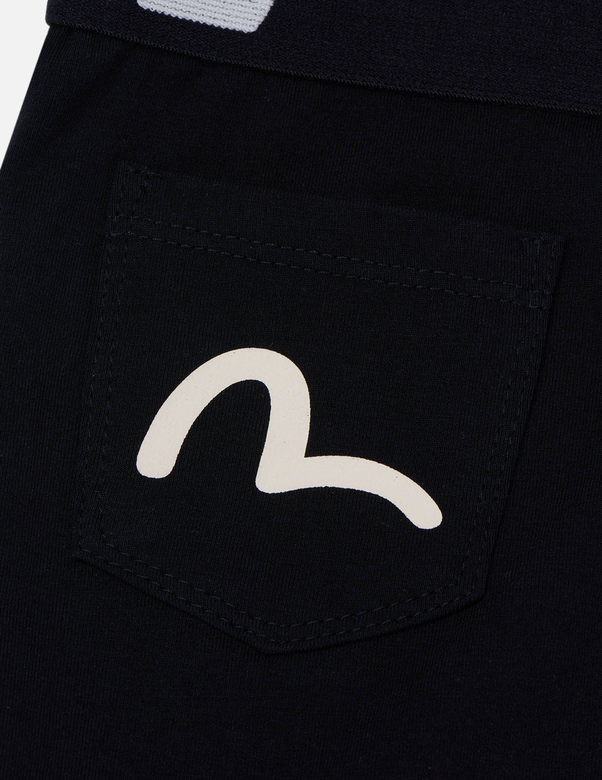 KAMON AND DAICOCK PRINT TRUNKS - 4