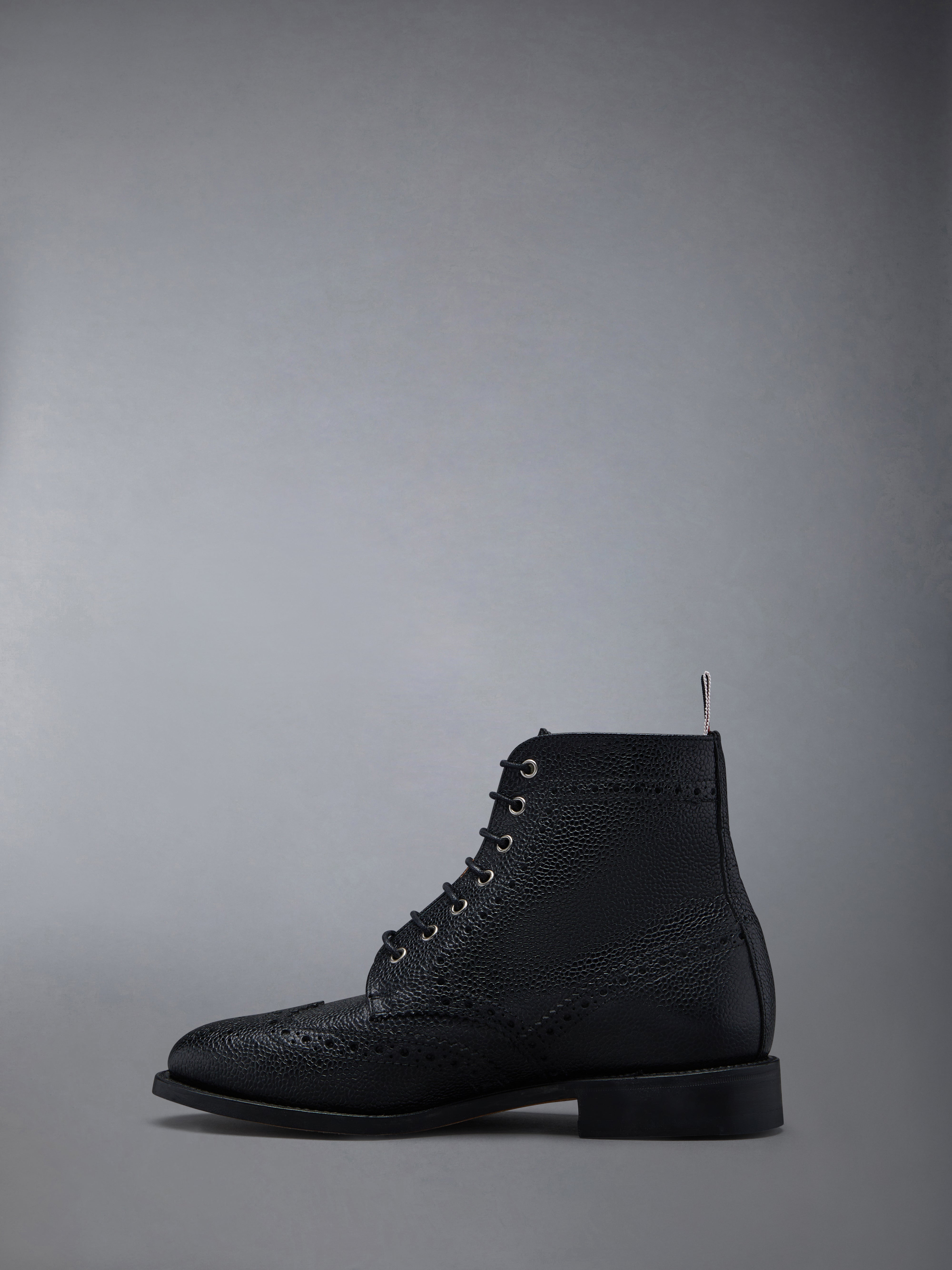 Wingtip Brogue Boot With Leather Sole In Black Pebble Grain - 3