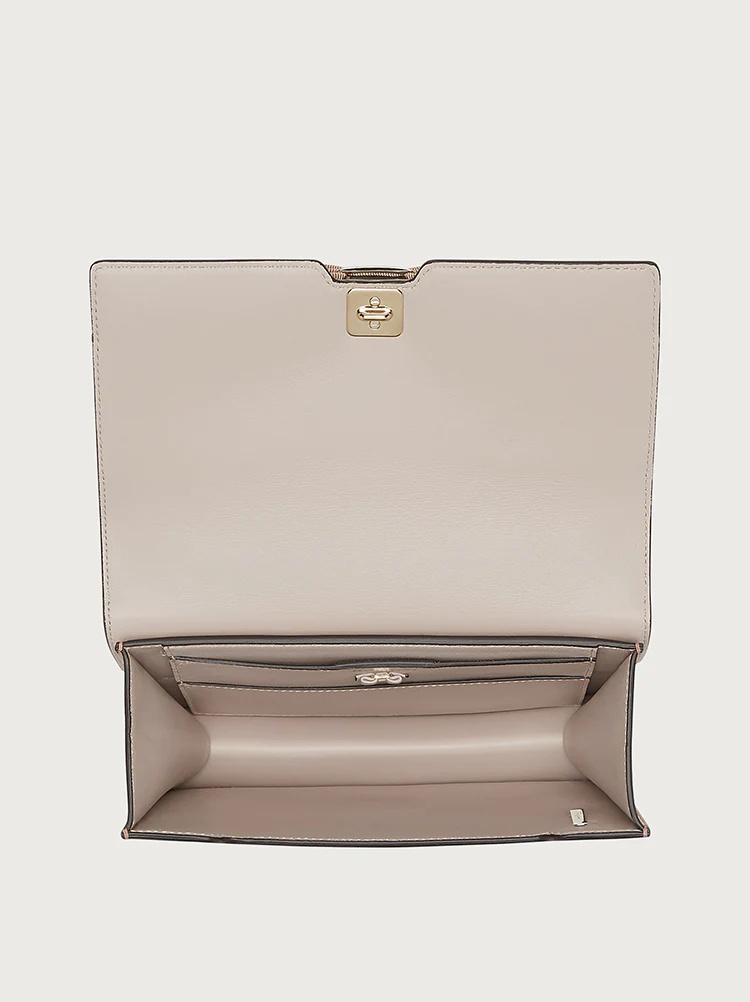 VARA BOW CROSS BODY BAG (M) - 4