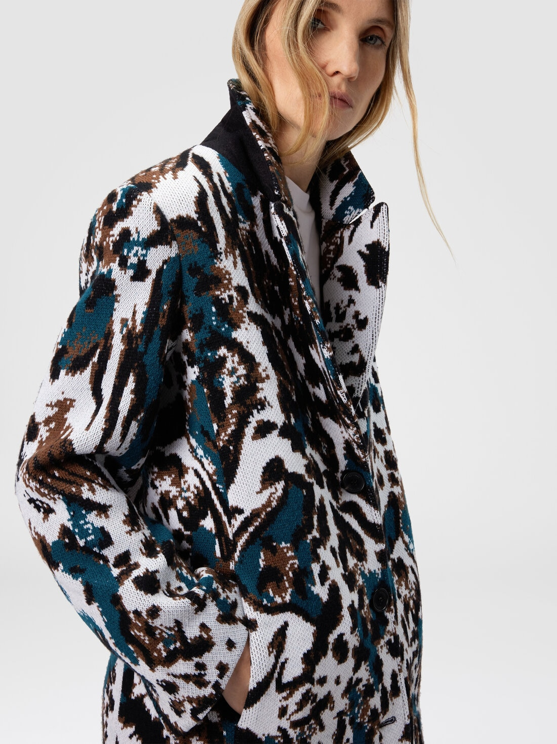 Long Single-Breasted Coat with Animalier Pattern - 4