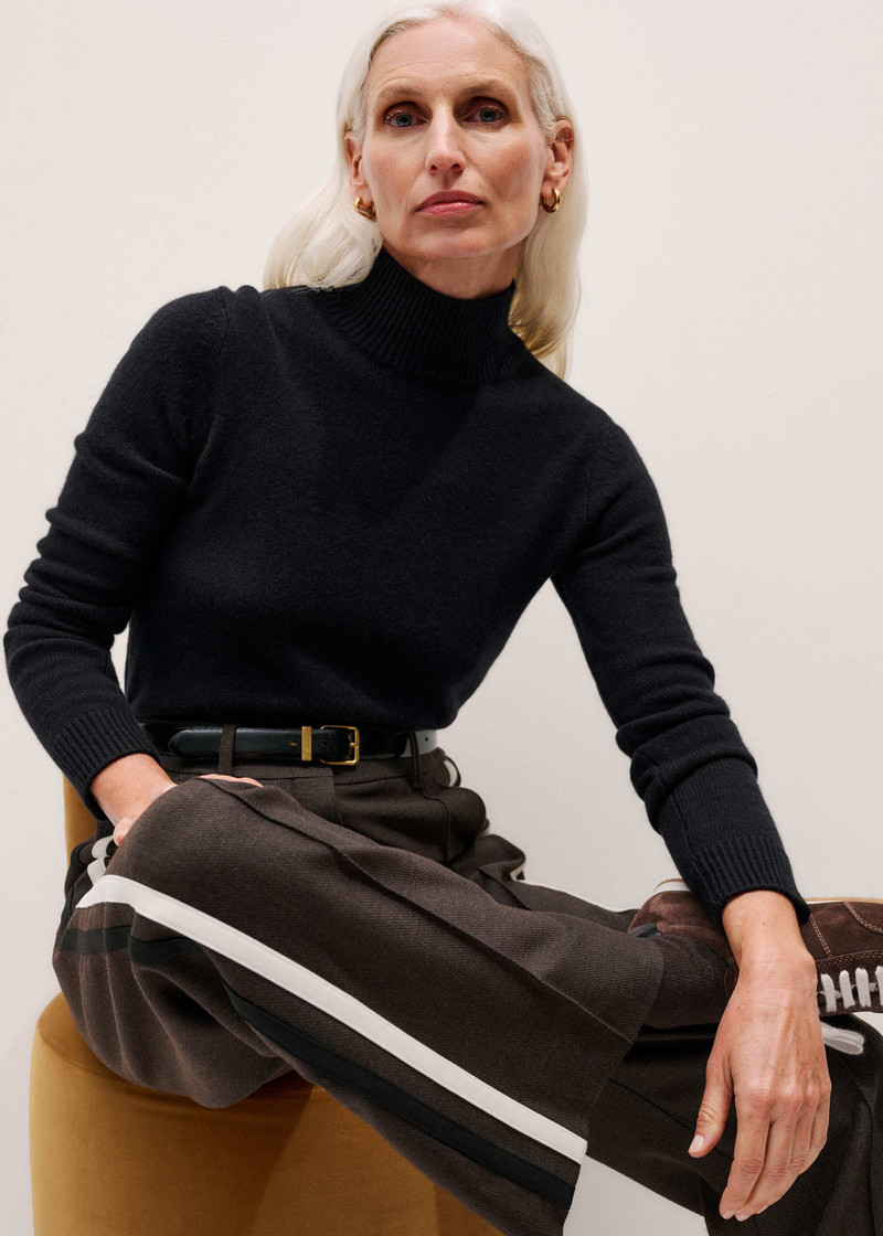 High Neck Crop Sweater 3