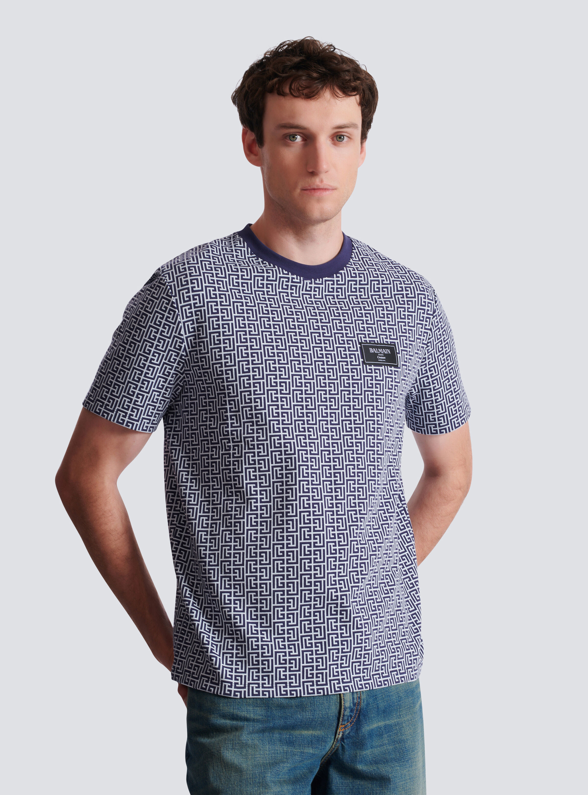 Monogrammed T-shirt with Balmain Couture label - 6