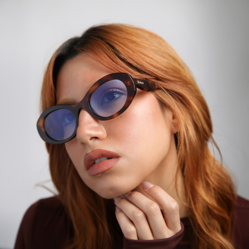 illesteva Luna Sunglasses outlook
