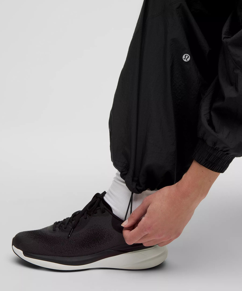 License to Train Mid-Rise Lightweight Jogger 6