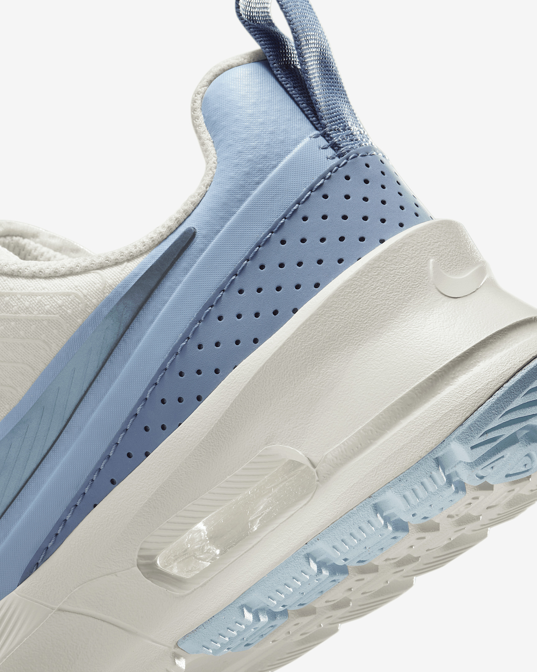 Nike Air Max Nuaxis Women's Shoes - 8