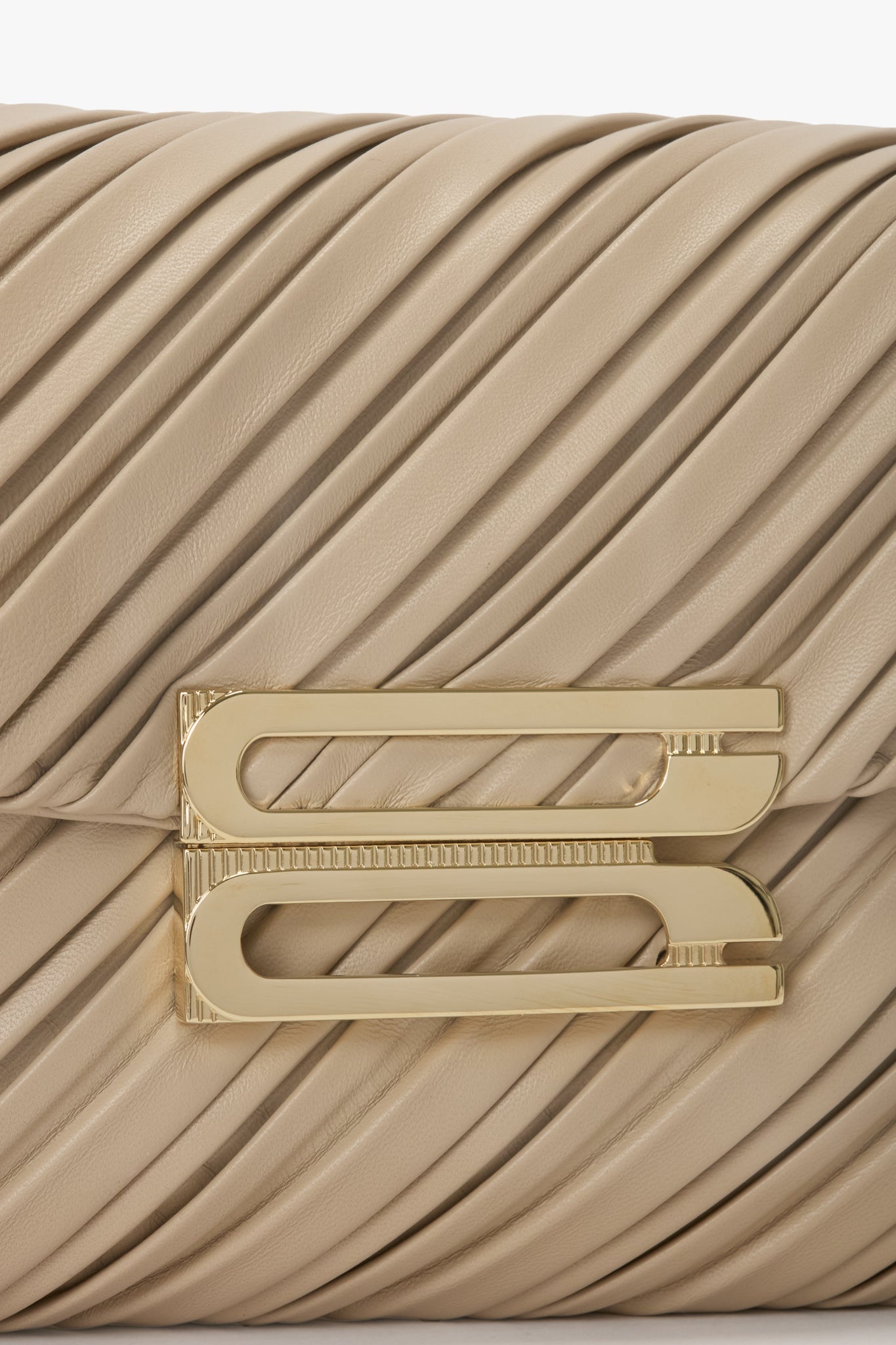 Soft Dorian Bag In Sand Pleated Leather - 4