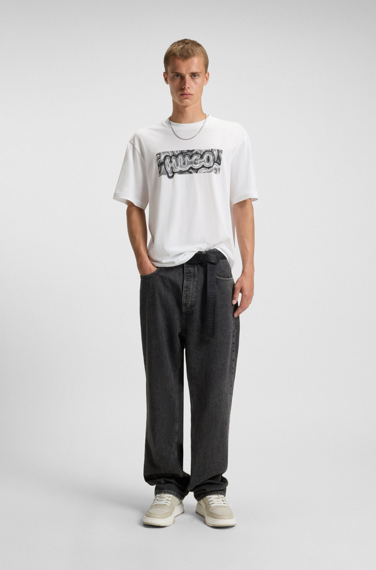 BAGGY-FIT JEANS IN BLACK DENIM WITH FADED LOGO - 3