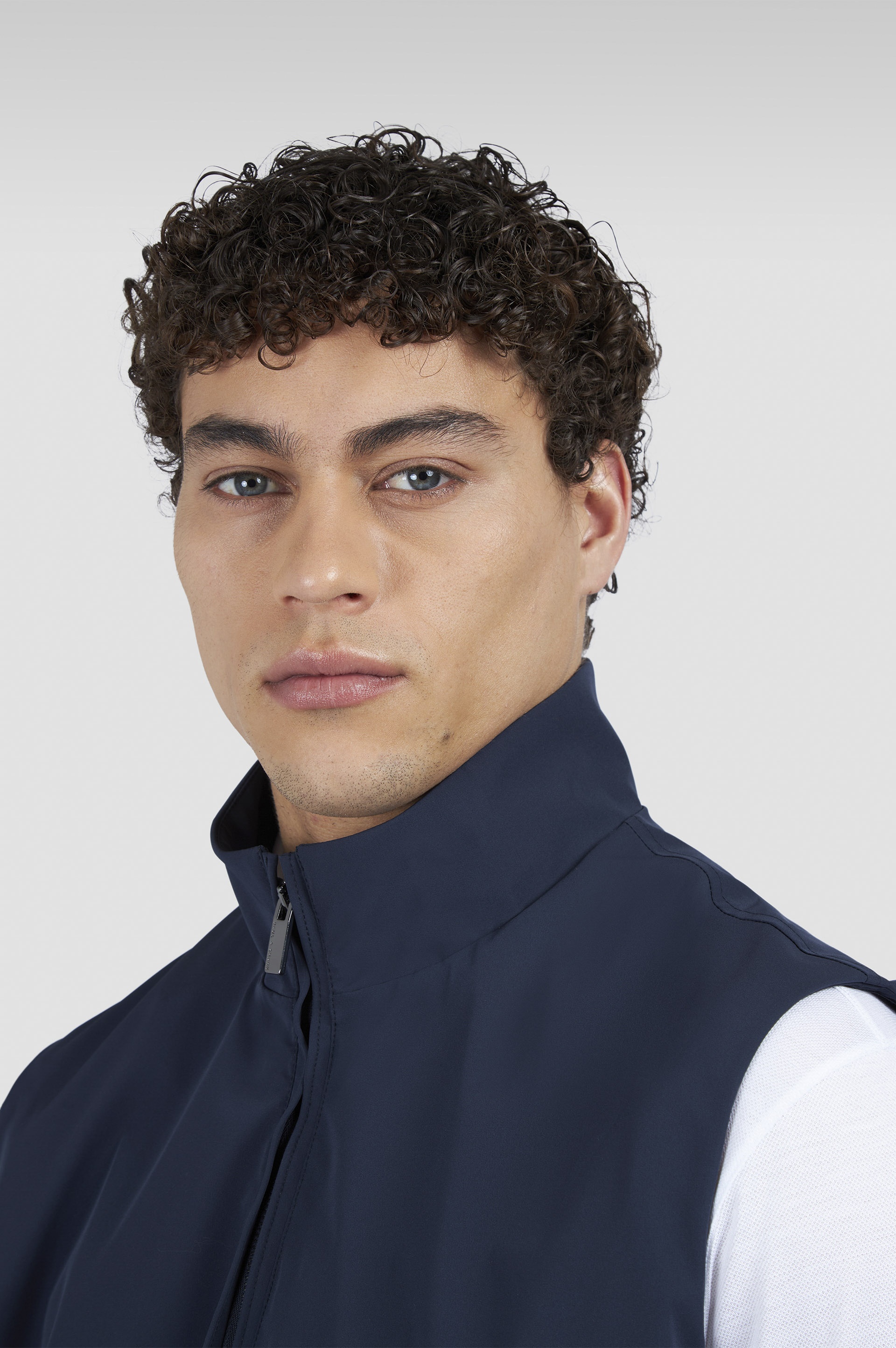TYPHOON® RE-4X4 STRETCH VEST WITH SHARK FIN - 4