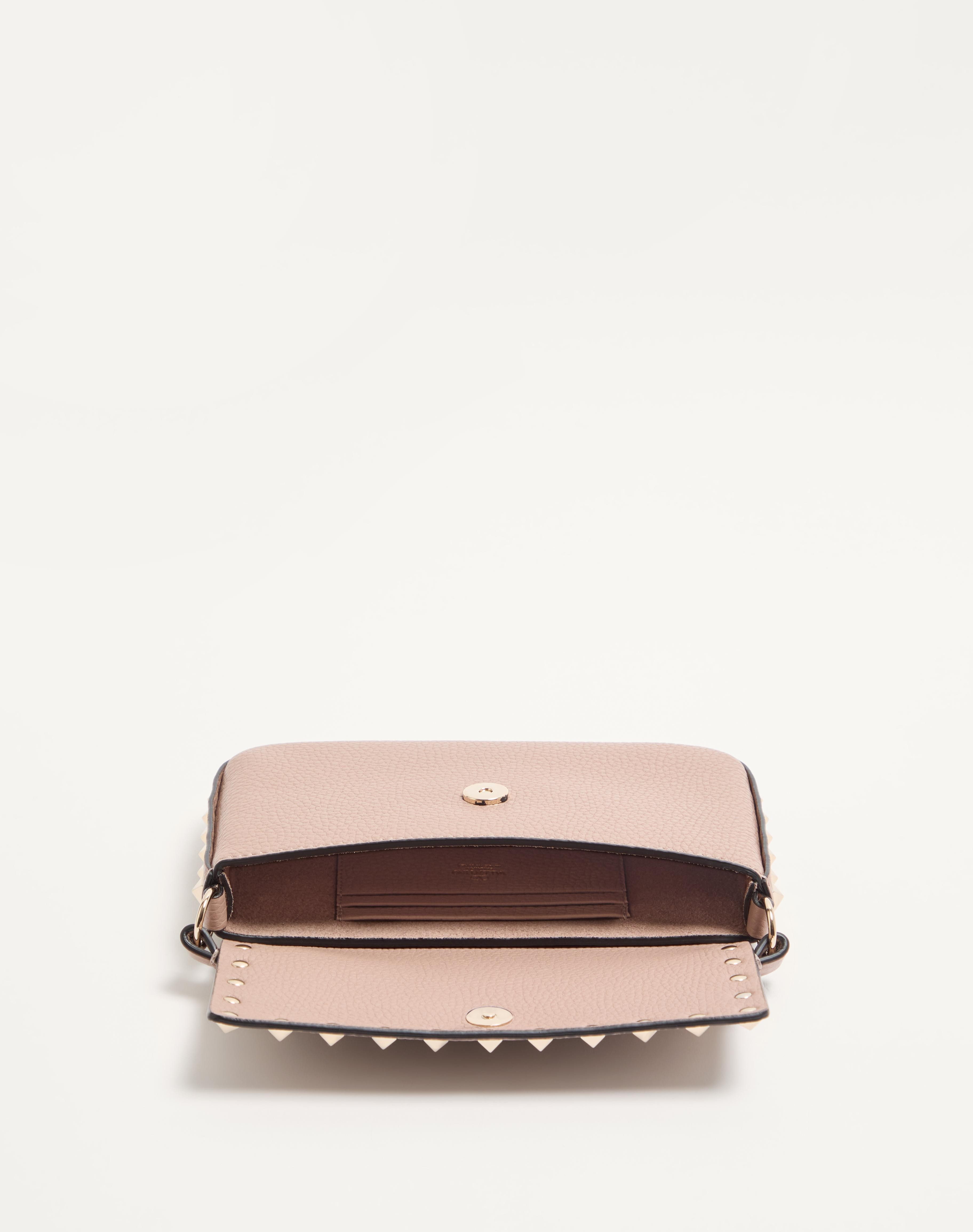 ROCKSTUD GRAINY CALFSKIN POUCH - 5