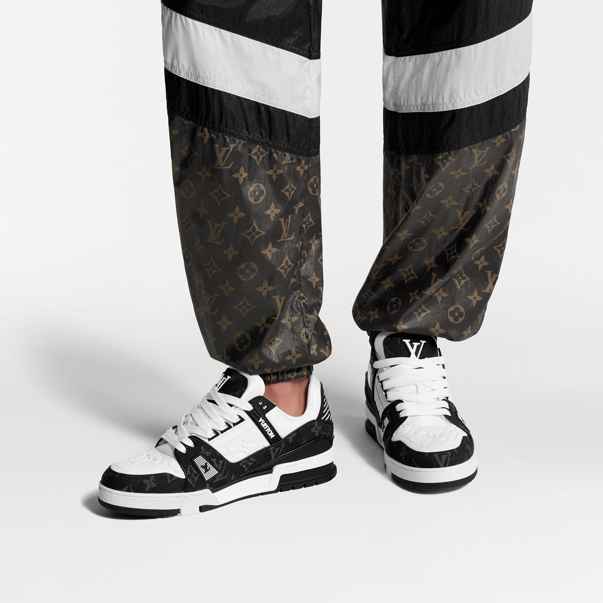 LV Trainer Sneaker - 8