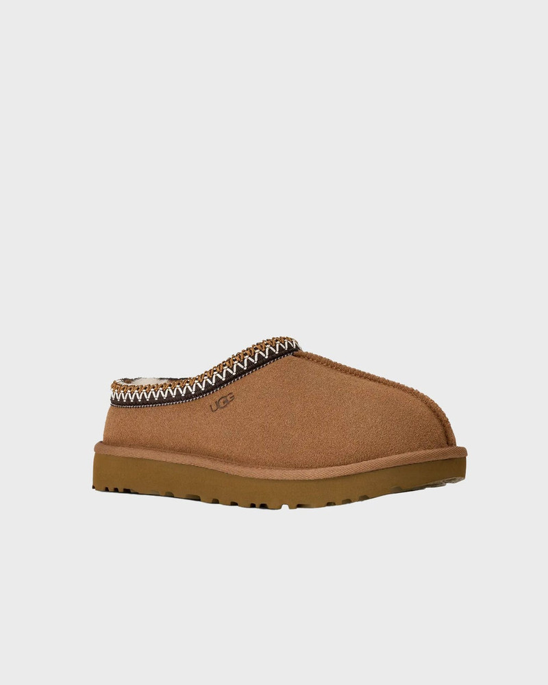 UGG W Tasman II Chestnut outlook