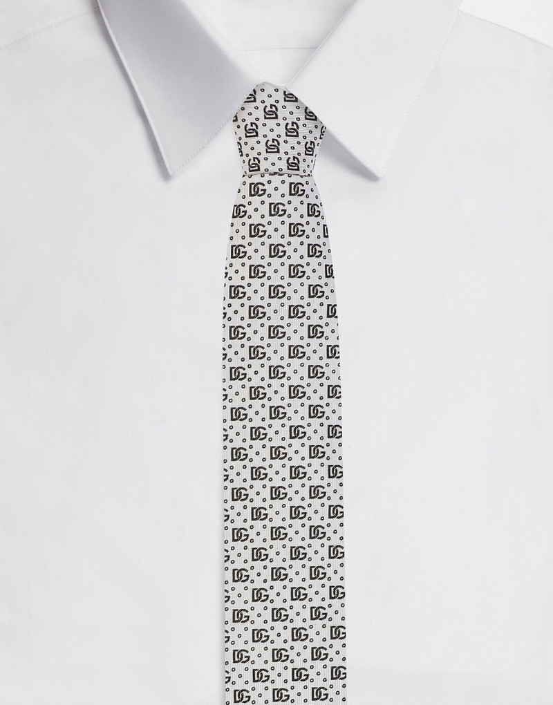 8-cm silk jacquard blade tie with DG logo 1
