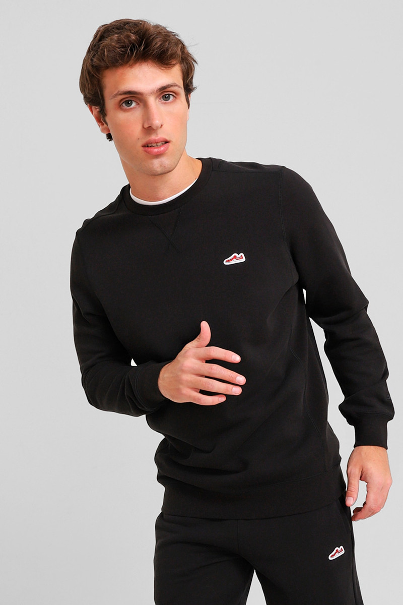 PUMA Wardrobe Essentials Suede Crew Men outlook