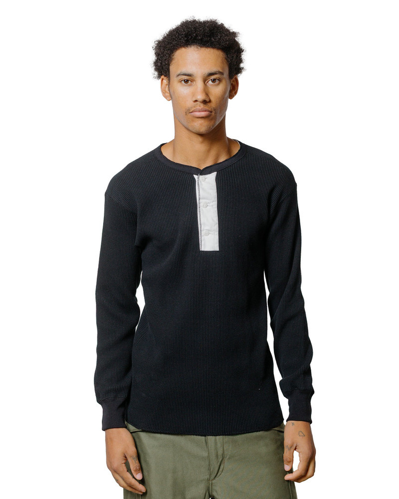 The Real McCoys MC24122 Waffle Thermal Henley Undershirt L/S Black outlook