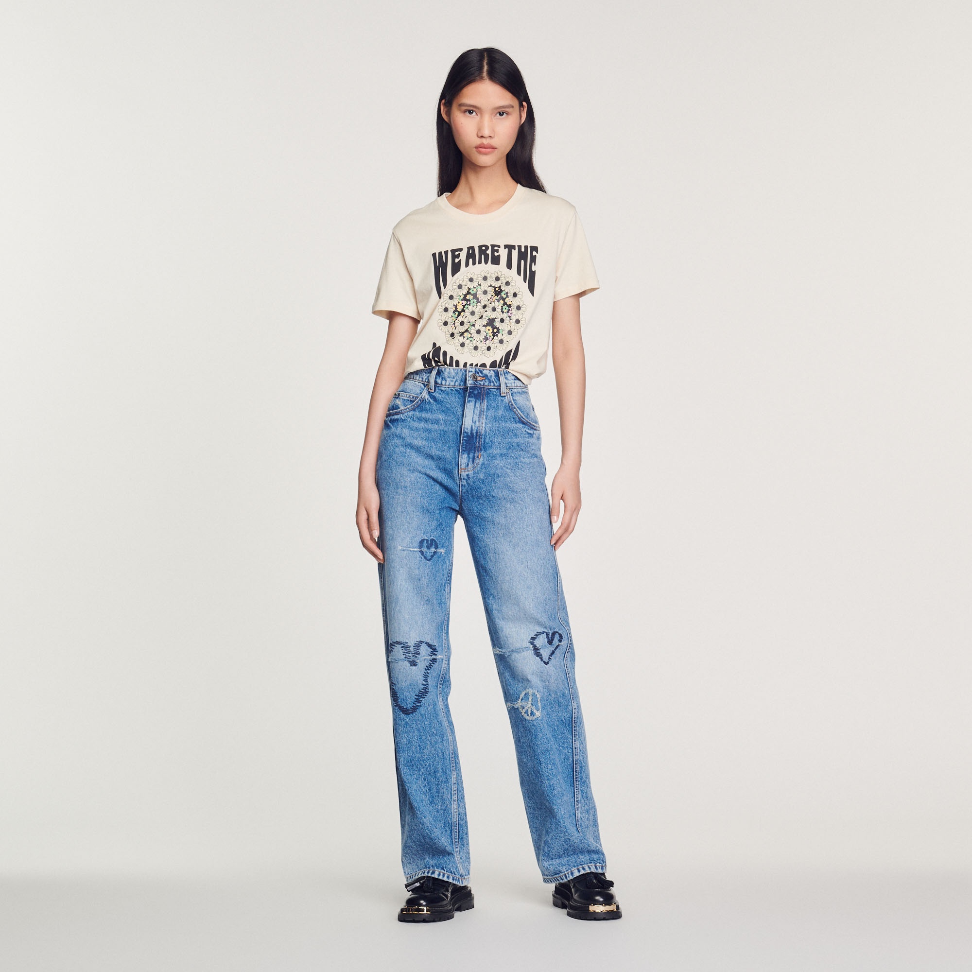 Straight-leg jeans with heart embroidery - 3