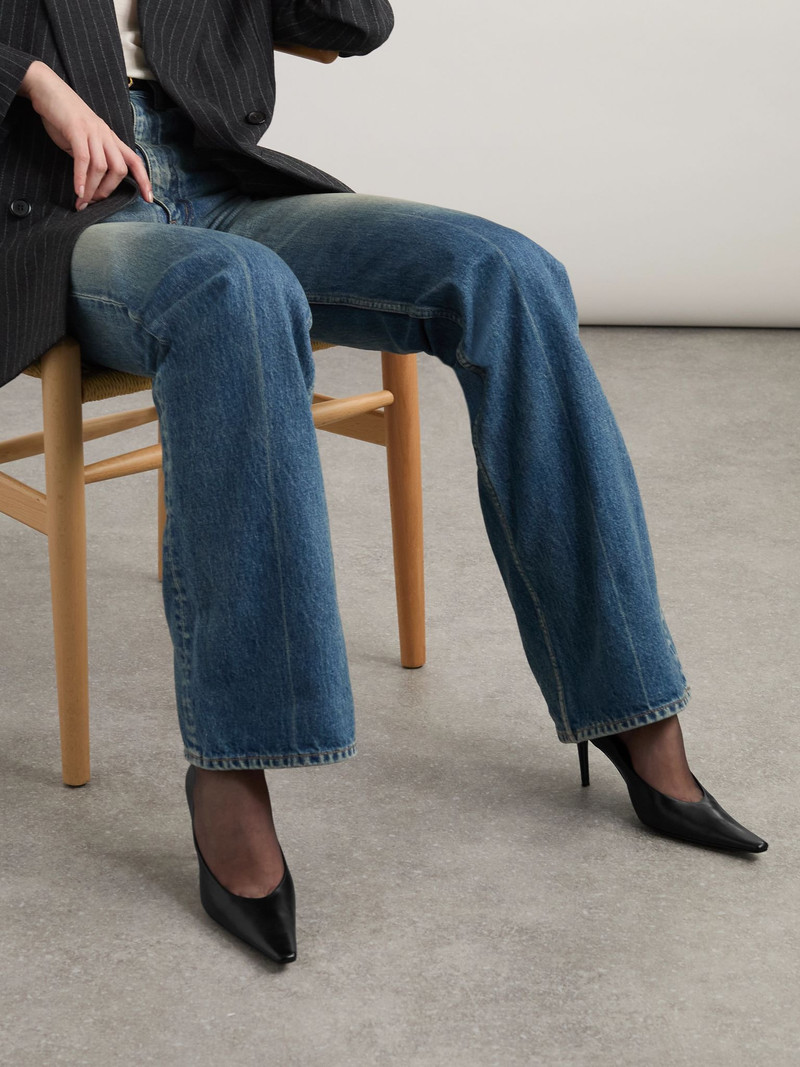 SAINT LAURENT Anne Marie leather pumps Black outlook