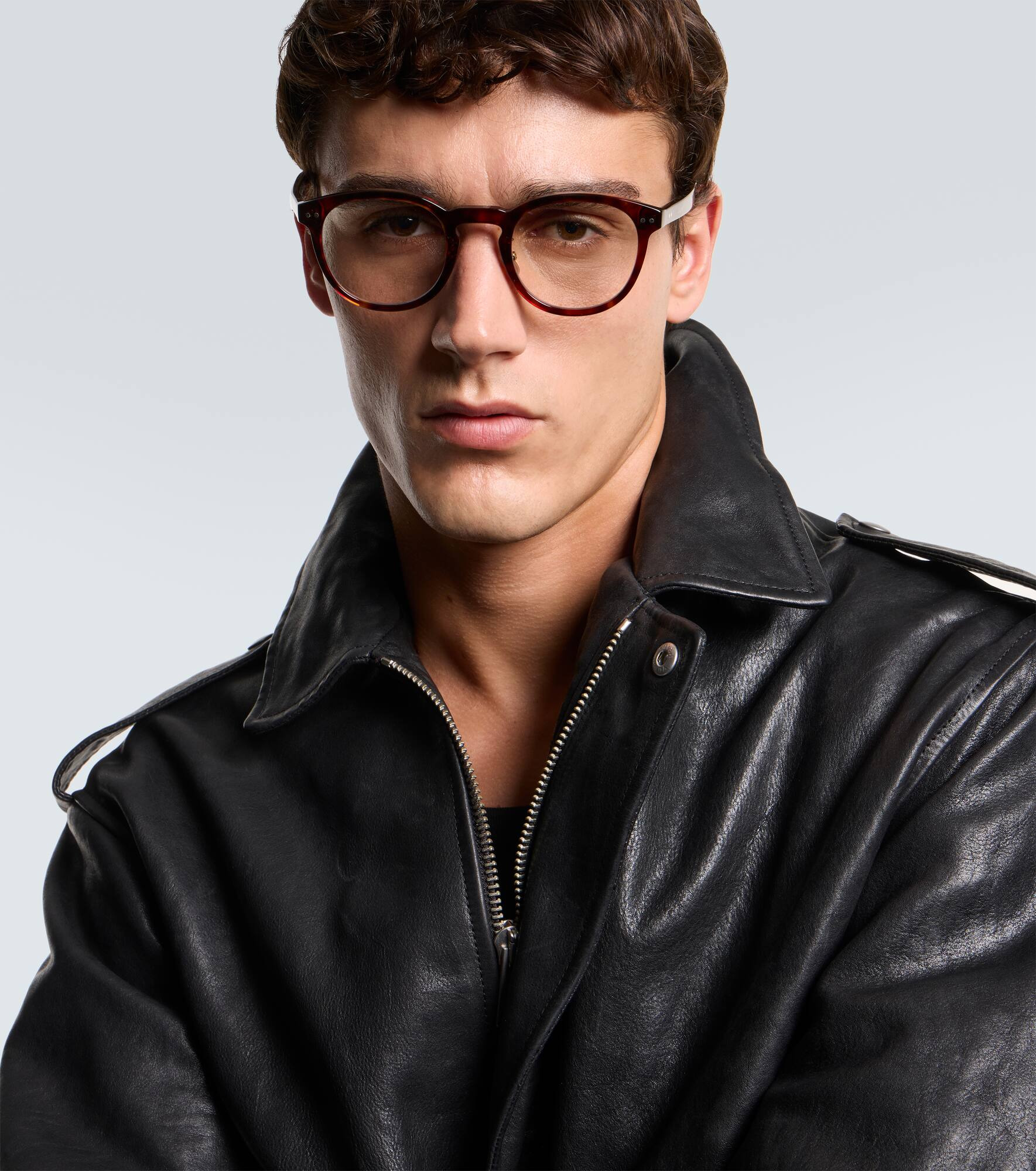 Tortoiseshell glasses - 3