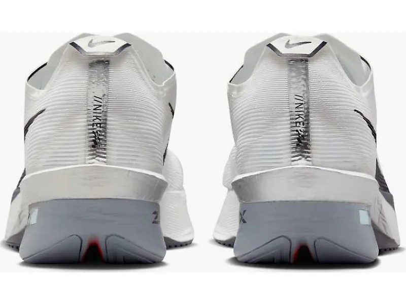 Nike Vaporfly 4 - 5