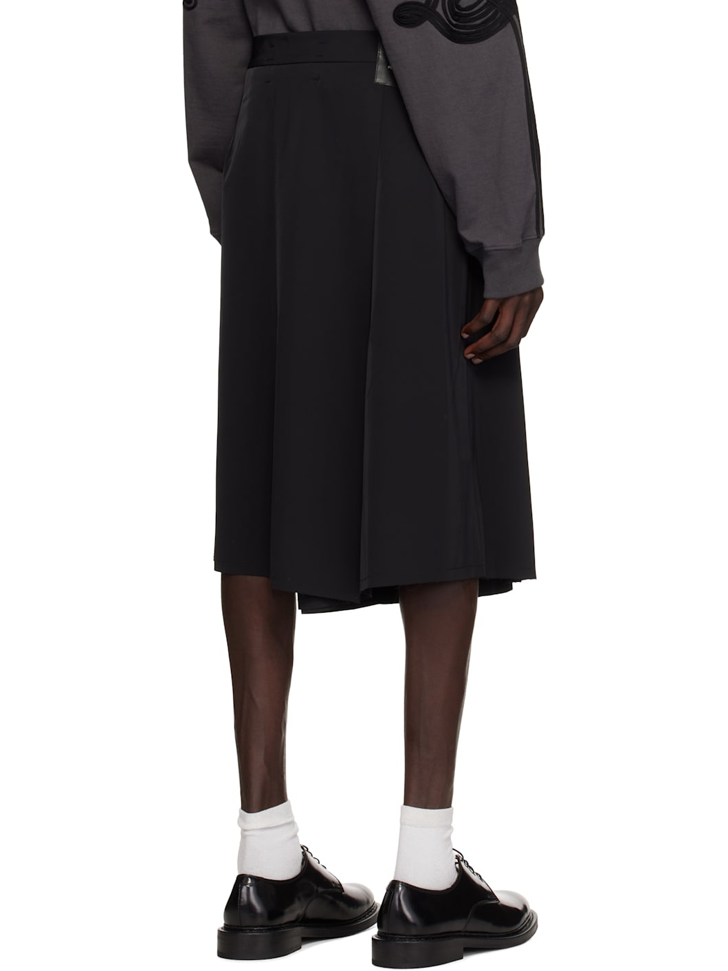 Black Pleated Shorts - 3