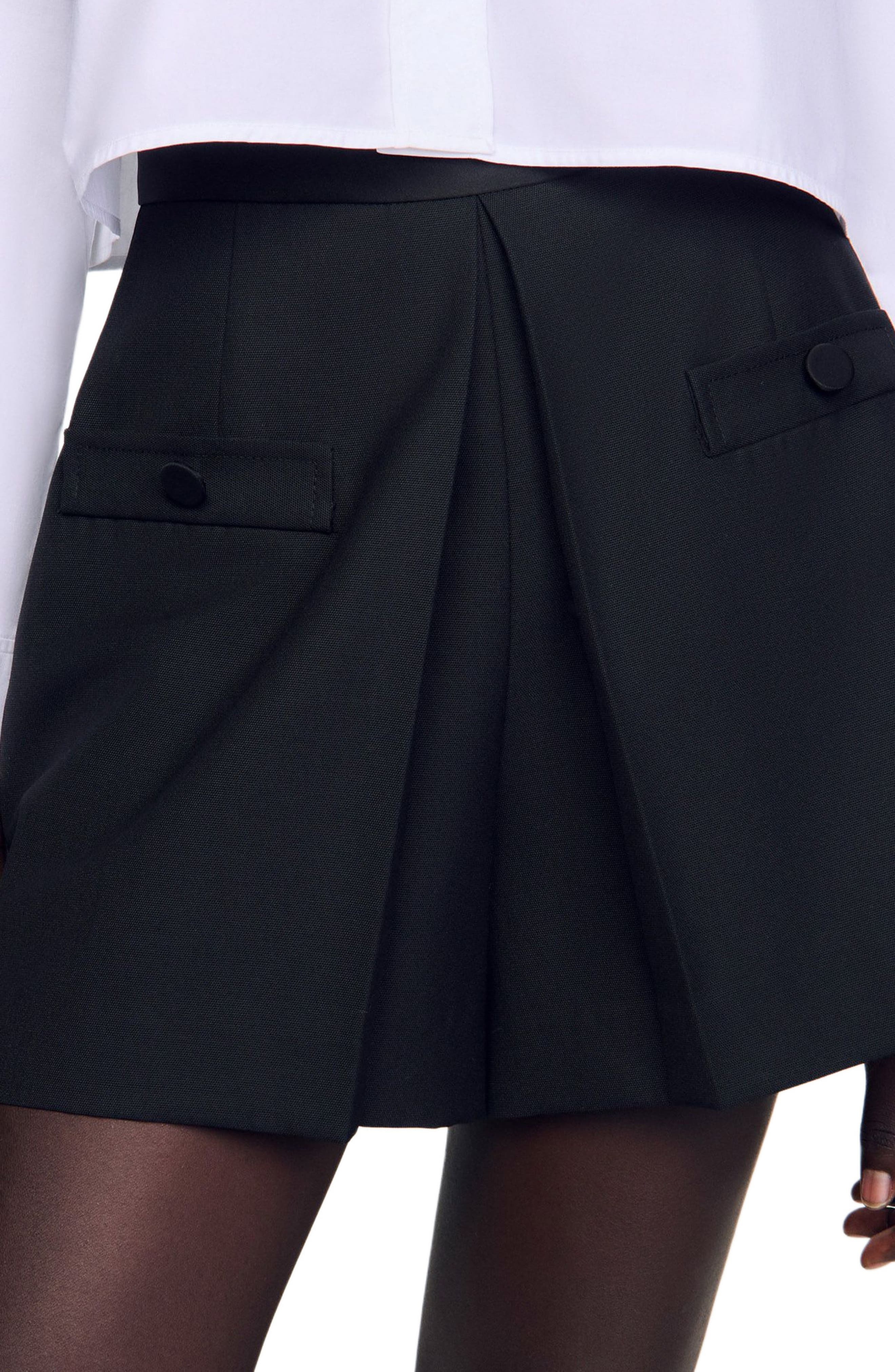 Hugo Pleated Shorts - 4