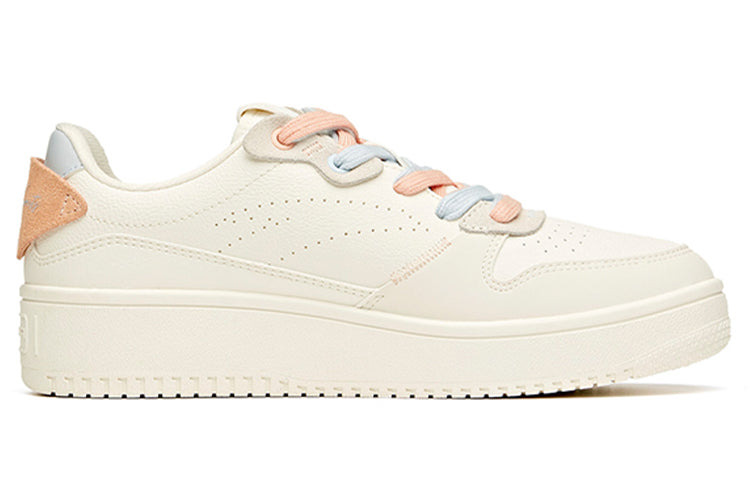 (WMNS) ANTA Life Series Sneakers 'White Orange Blue' 922118018-3 - 2