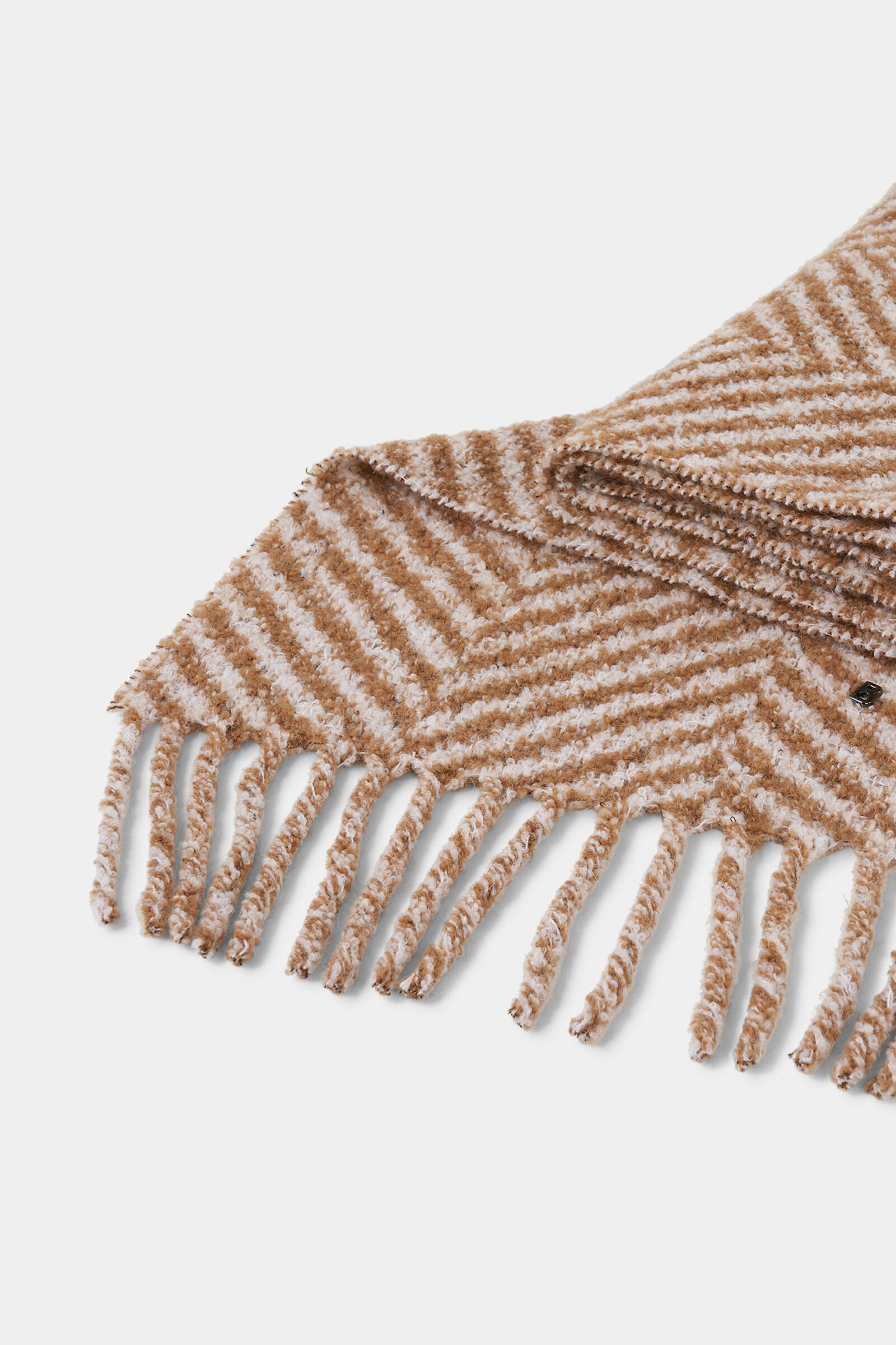 Hailee bouclé scarf in Hazel/Off-White - 3