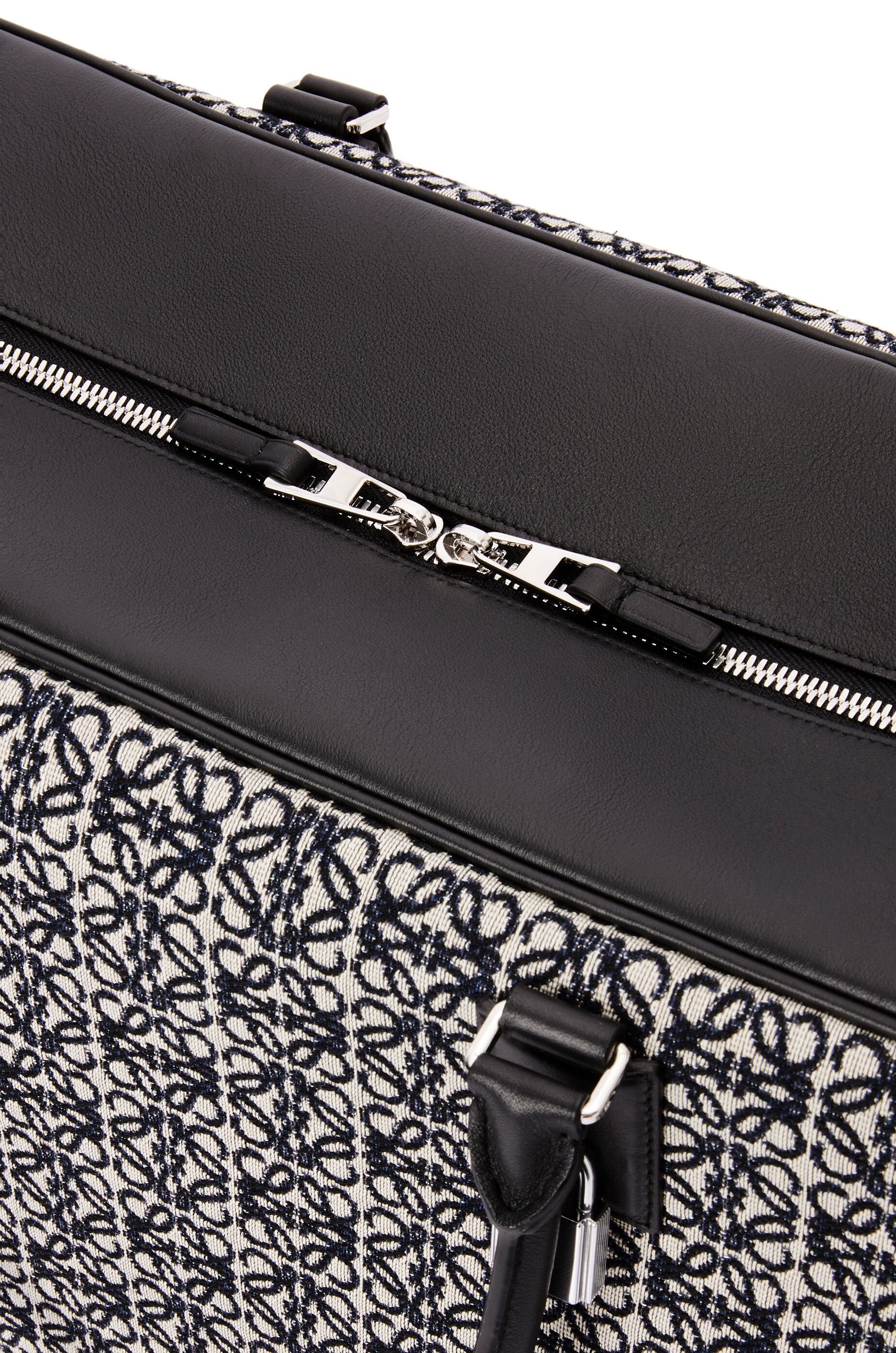 ボストンバッグ LOEWE B039N12X01-5938 AMAZONA44 IN JACQUARD AND CALF LOEWE Jacquard Anagram Calfskin Amazona 28 Black Navy