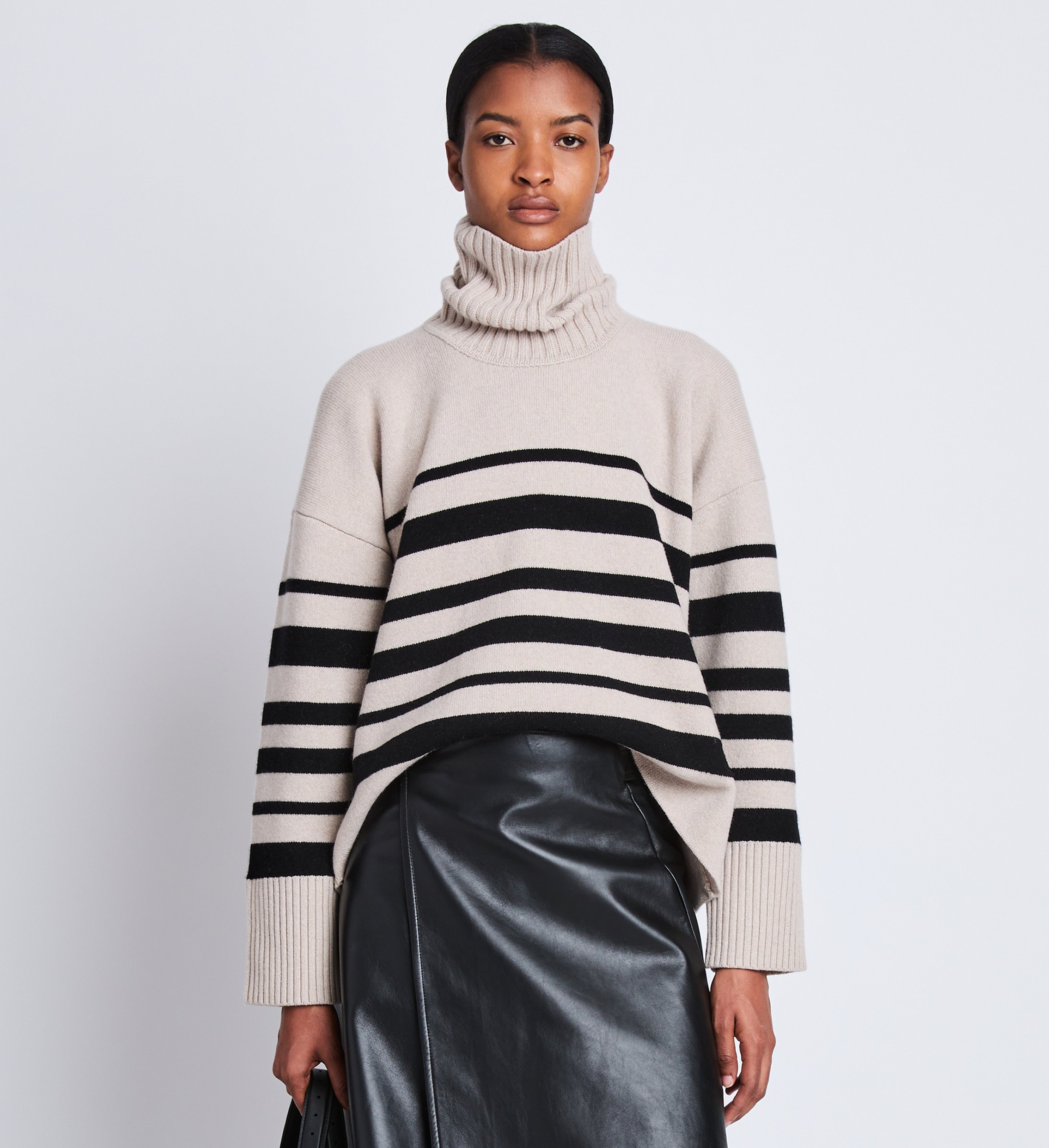 Sandra Turtleneck in Striped Doubleface Cashmere - 2