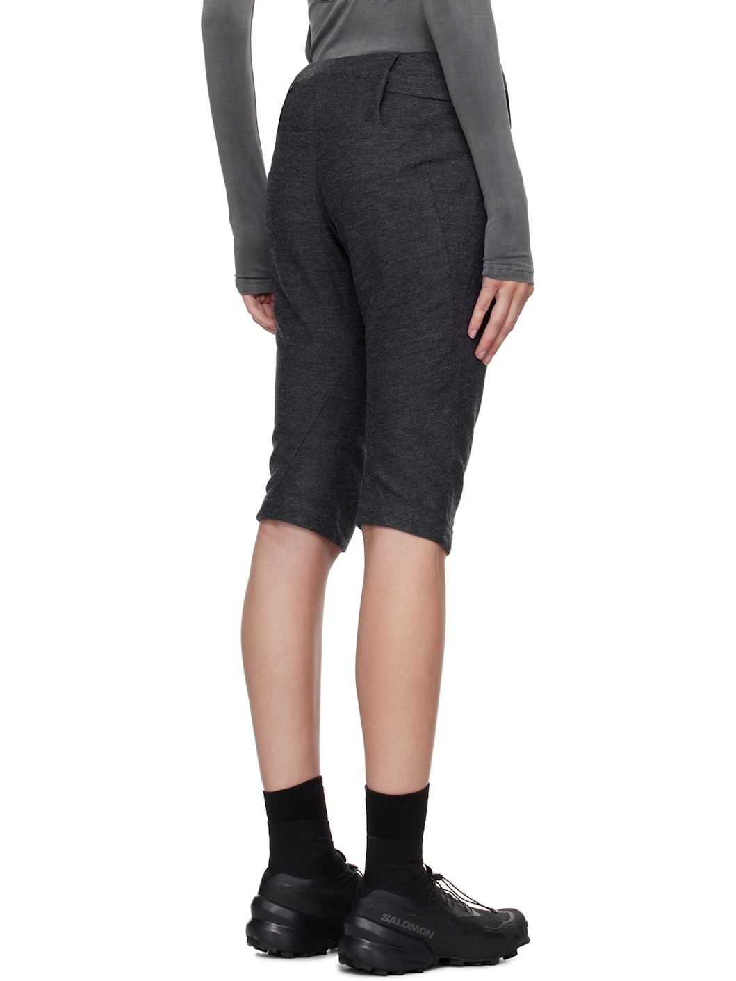 Gray Charm Bag Capri Trousers - 3