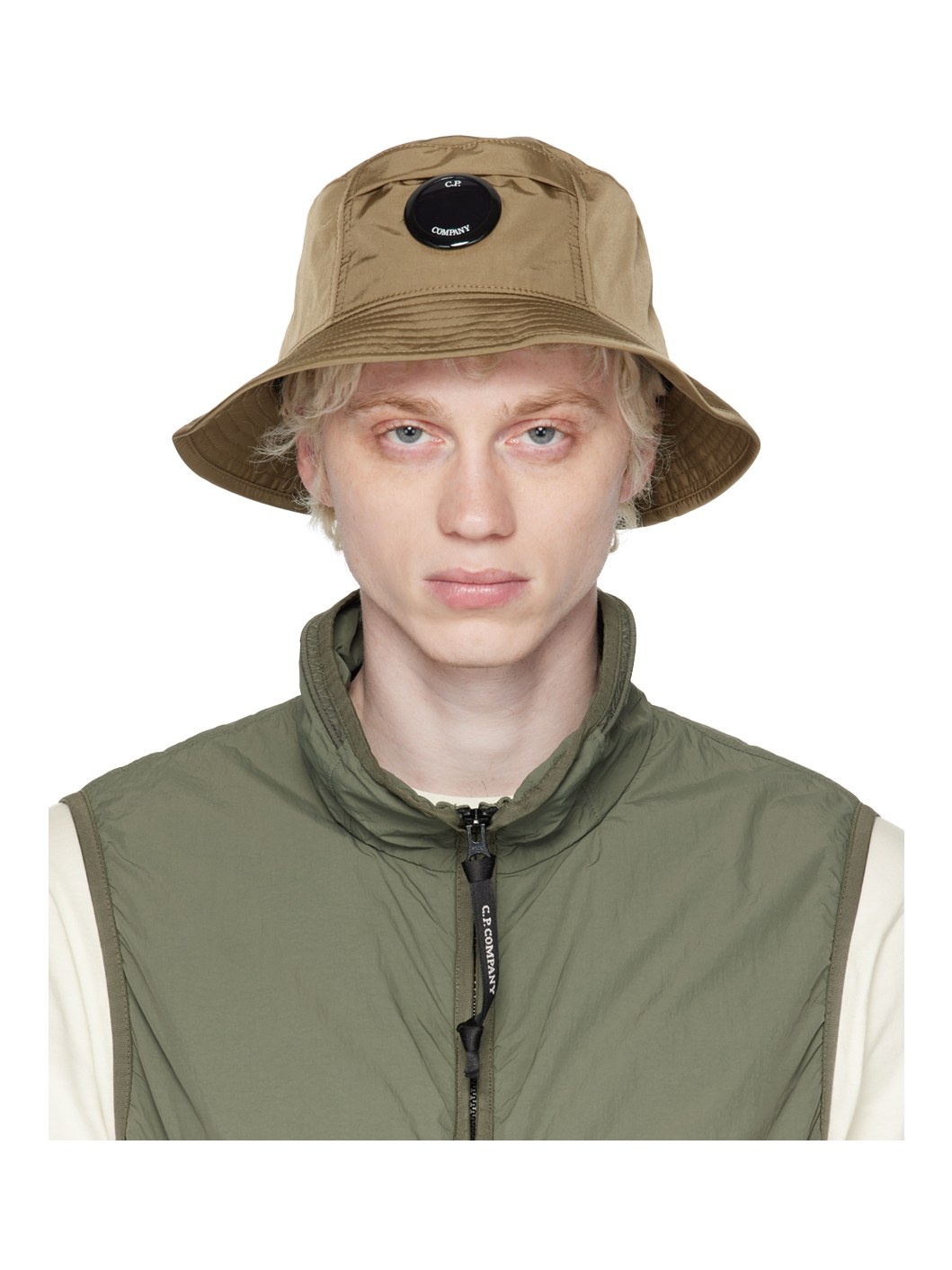 帽子 C.P Company Chrome-R Lens Bucket Hat Caps & Hats C.P. Company Chrome-R Lens Bucket Hat | The Firm