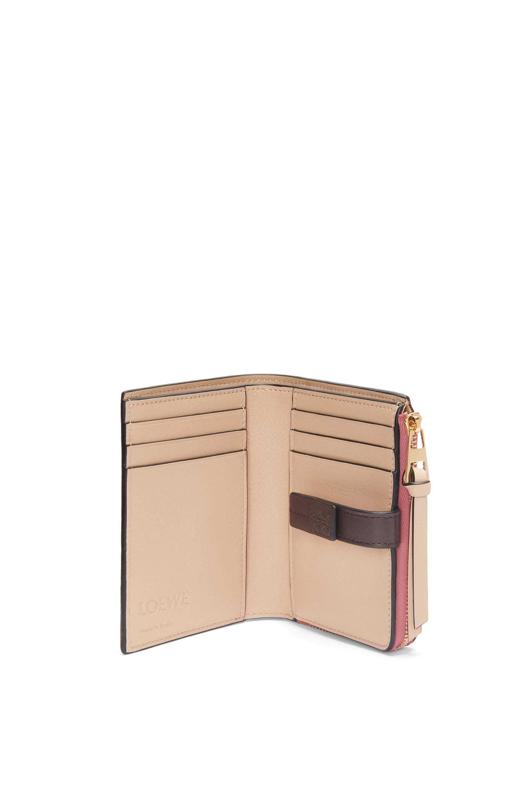 Slim zip bifold wallet in soft grained calfskin - 2