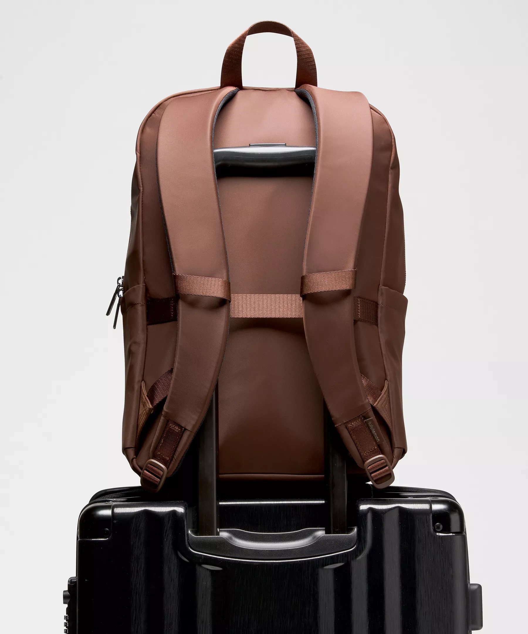 Everywhere Backpack 22L *Metal Hardware - 7