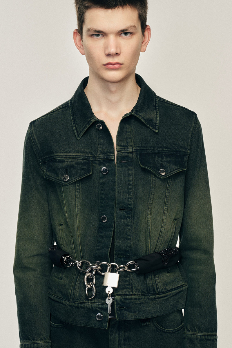 Embellished Sleeve Chain Padlock Belt 1