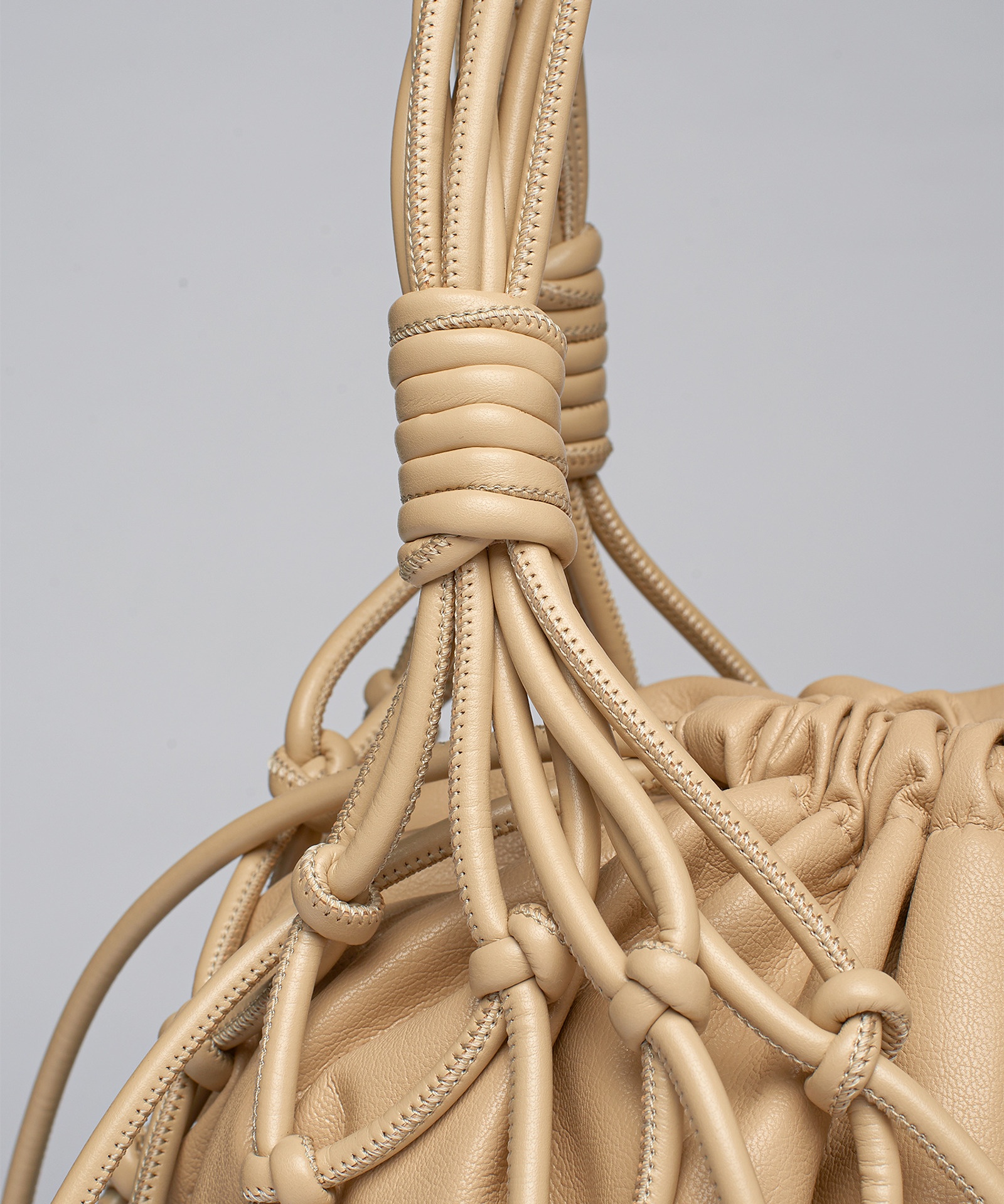 NAIYA - Vegan leather macramé bag - Butter - 2