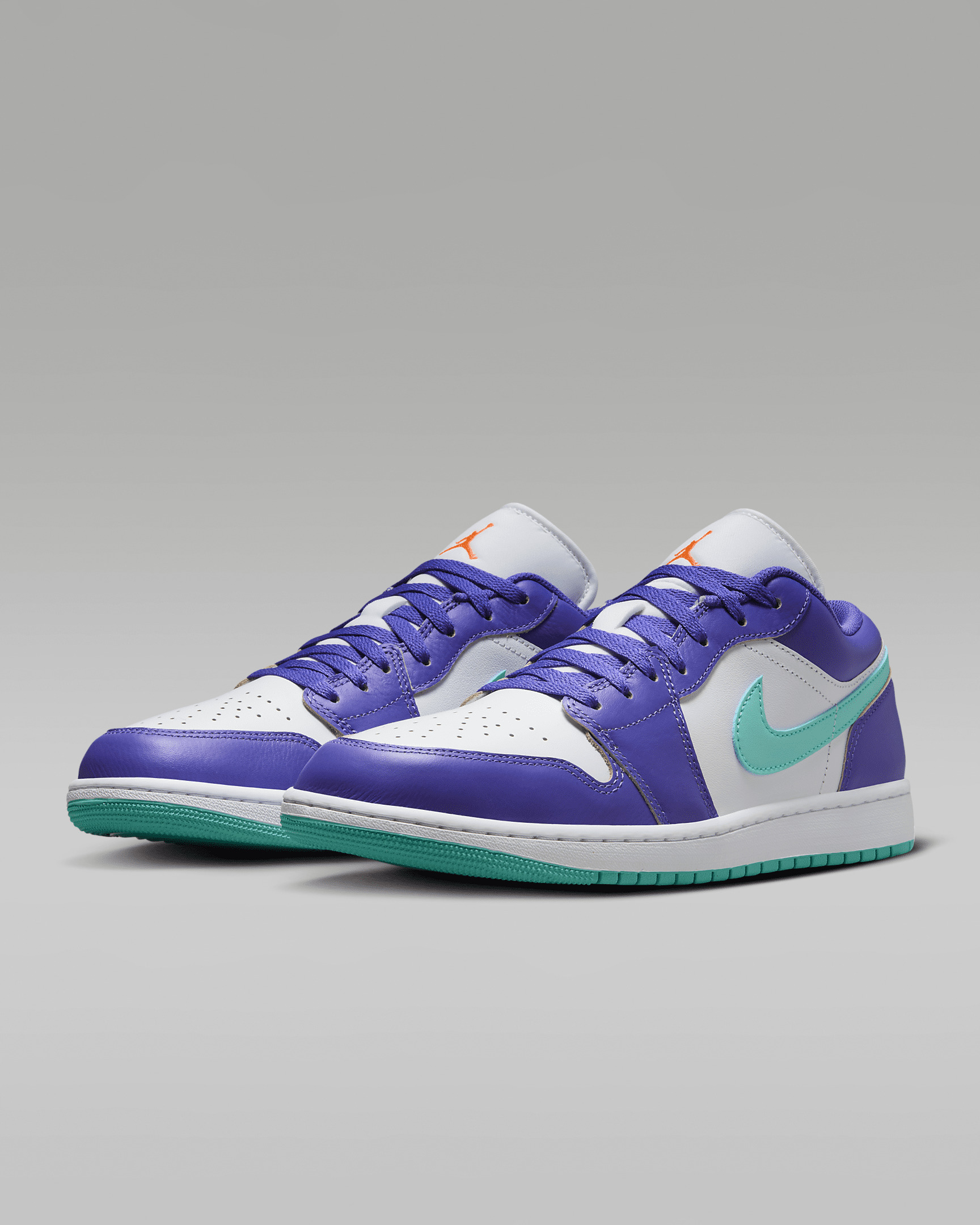Air Jordan 1 Low SE Men's Shoes - 5