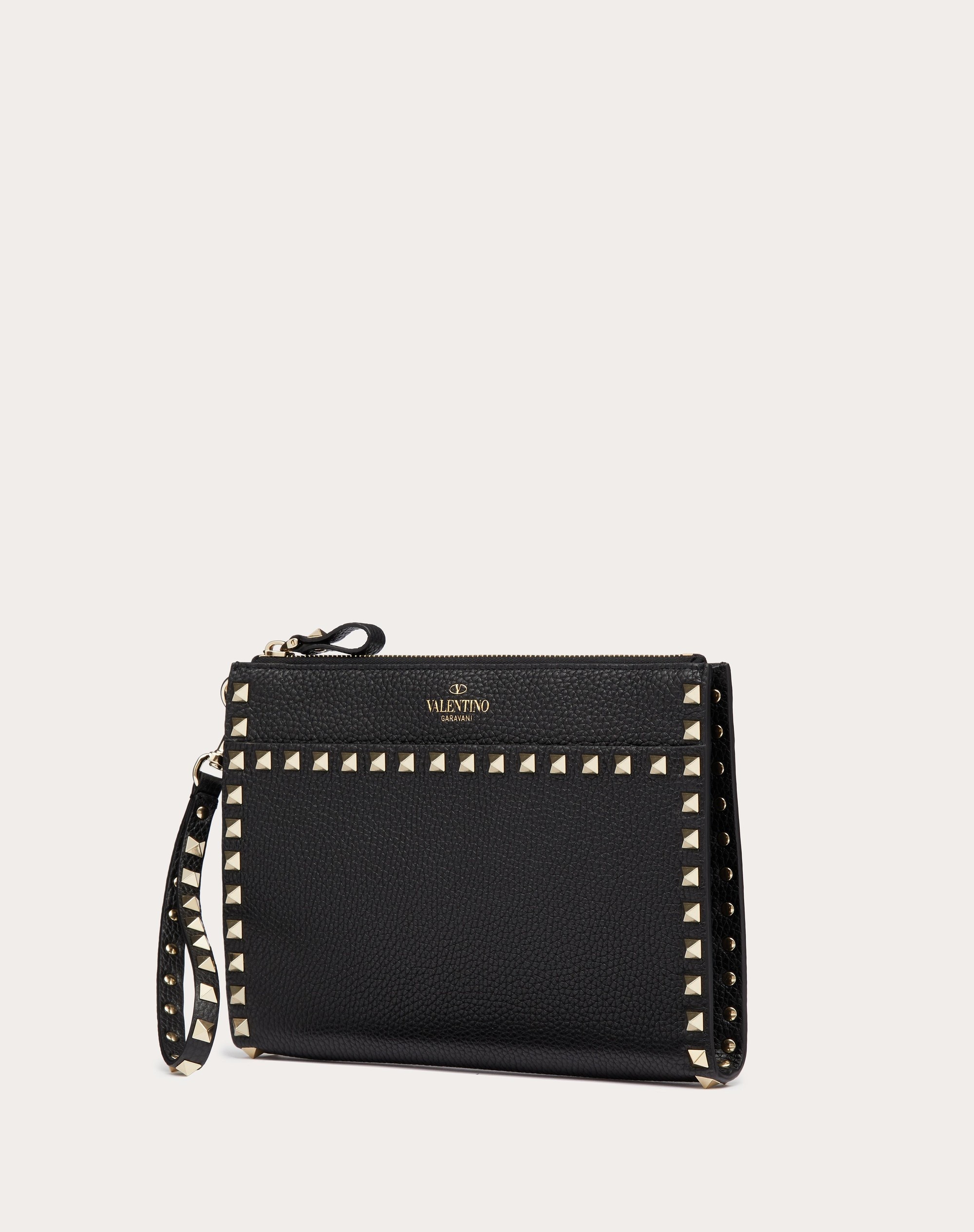 ROCKSTUD GRAINY CALFSKIN POUCH - 4