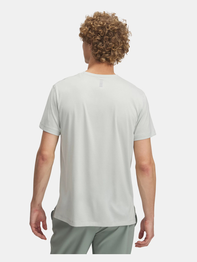 Under Armour Men's UA Launch Short Sleeve outlook