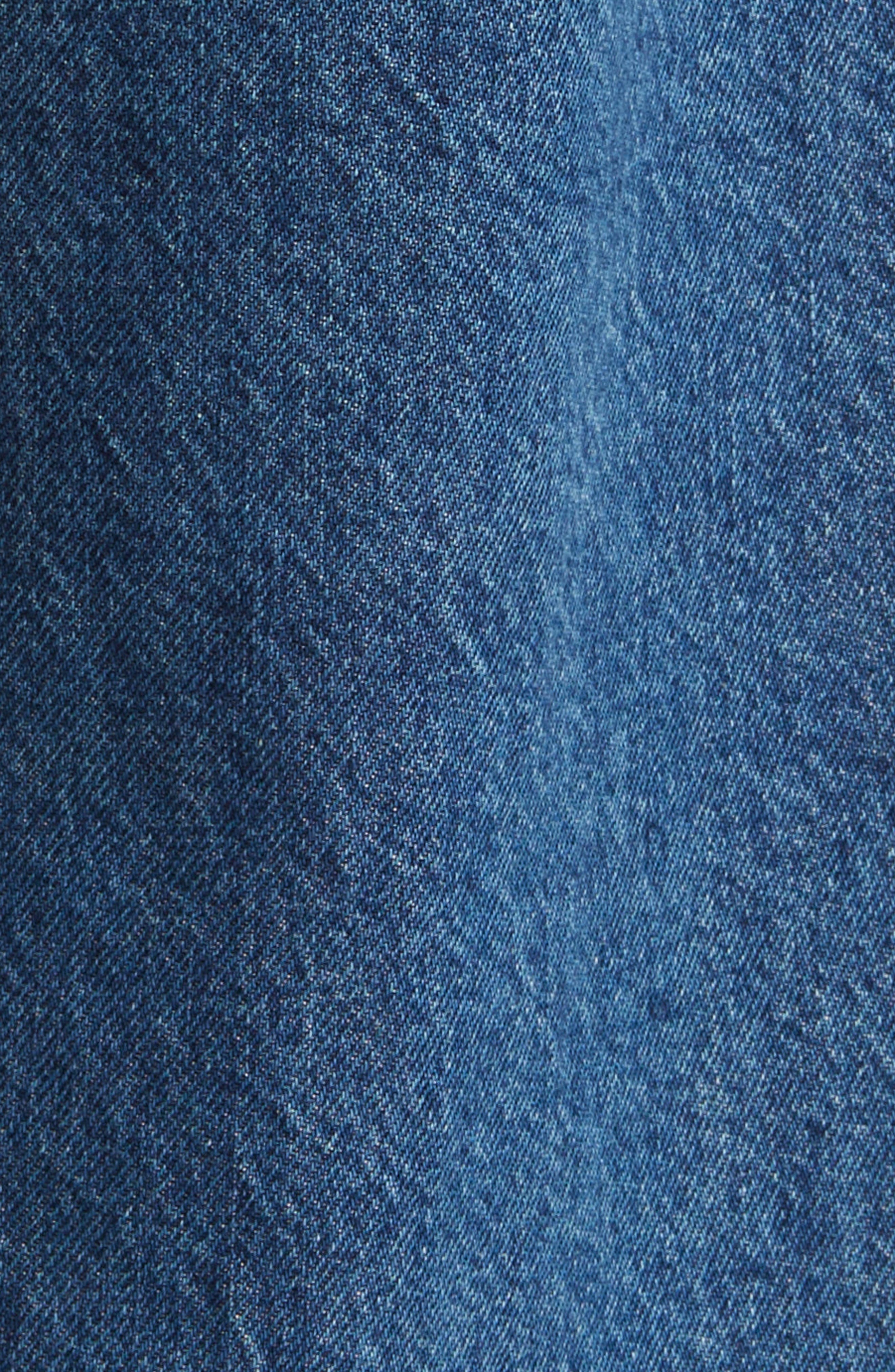 High Waist Raw Hem Capri Jeans - 6