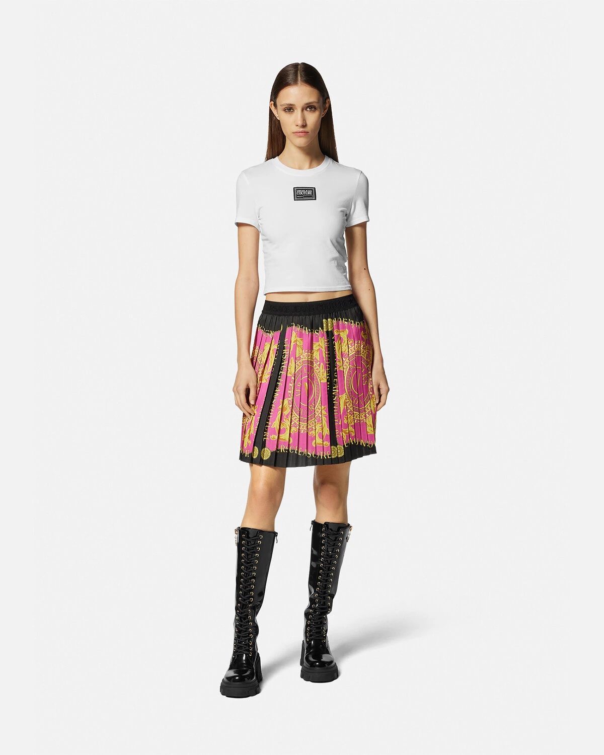 V-Emblem Chain Pleated Mini Skirt - 2