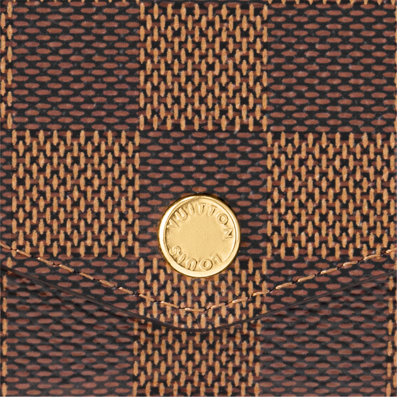 Sarah Wallet 5