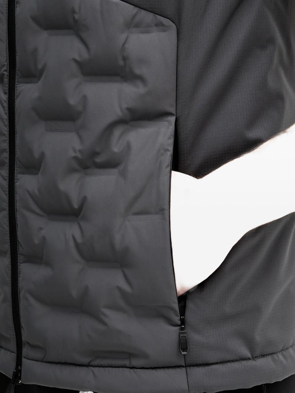 panelled quilted gilet - 5