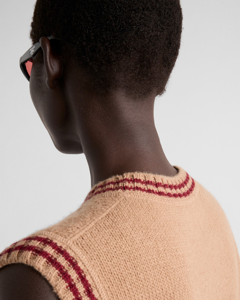 Wool and cashmere vest 3
