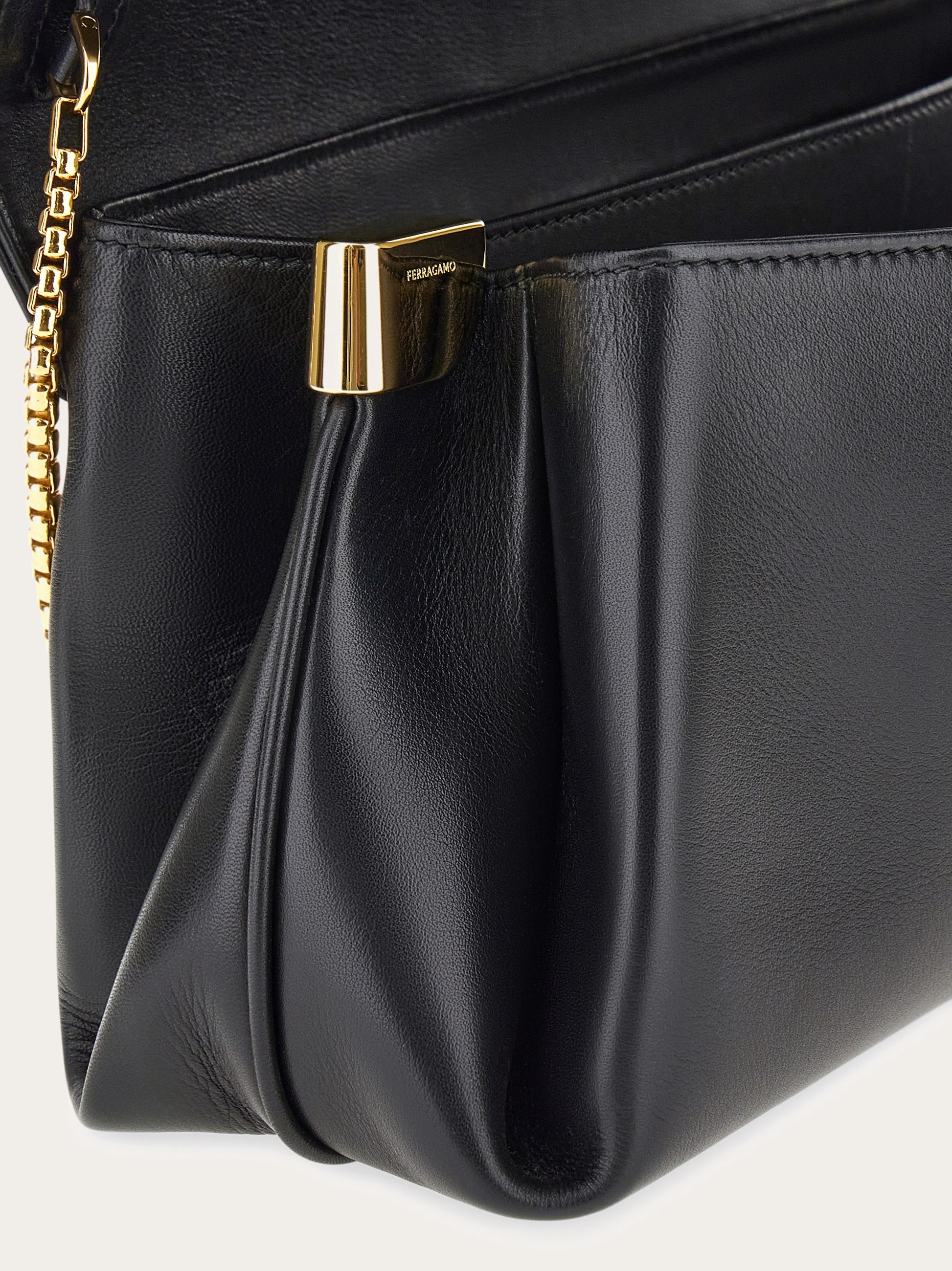 Front flap crossbody bag (M) - 8