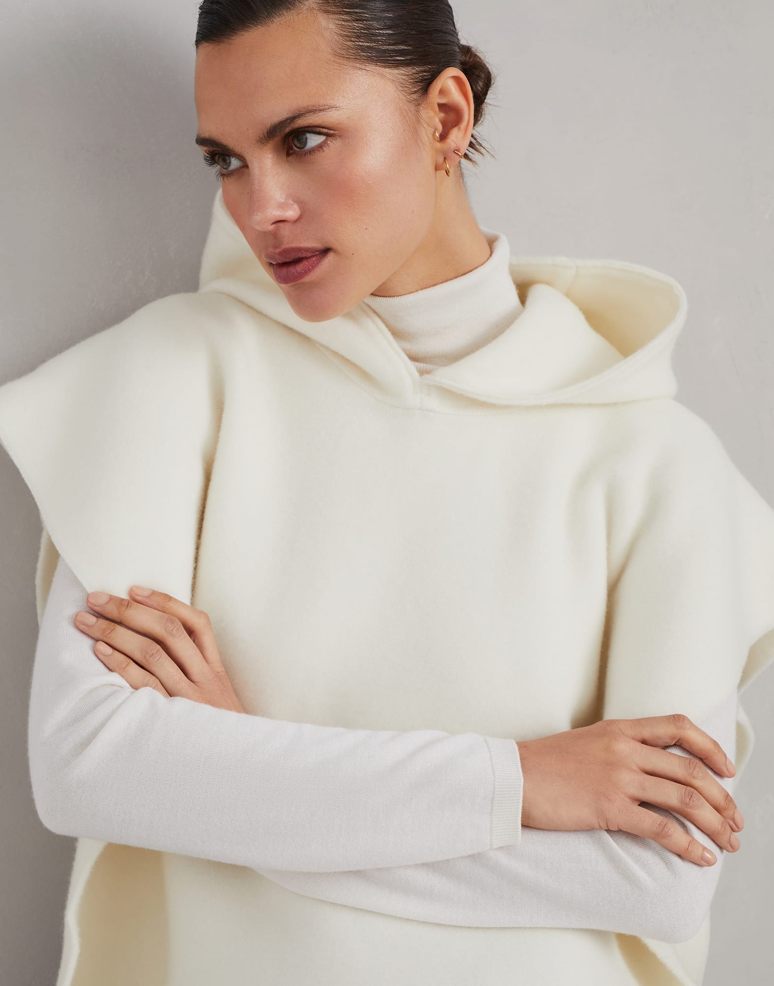 スカーフ BRUNELLO CUCINELLI Double knit wool and cashmere poncho with Brunello Cucinelli Wool and cashmere double knit poncho with