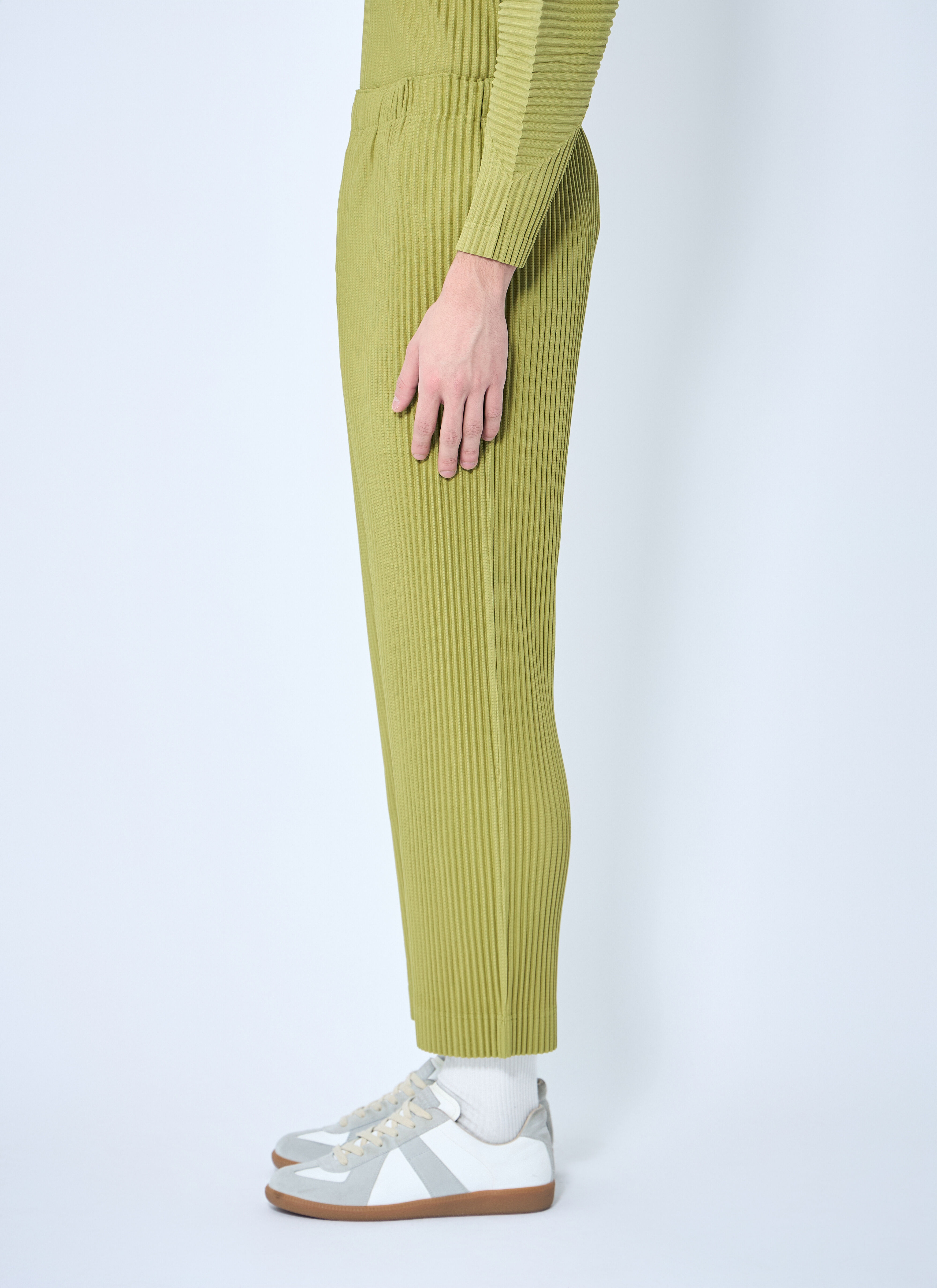 Straight Pleated Pants - 3